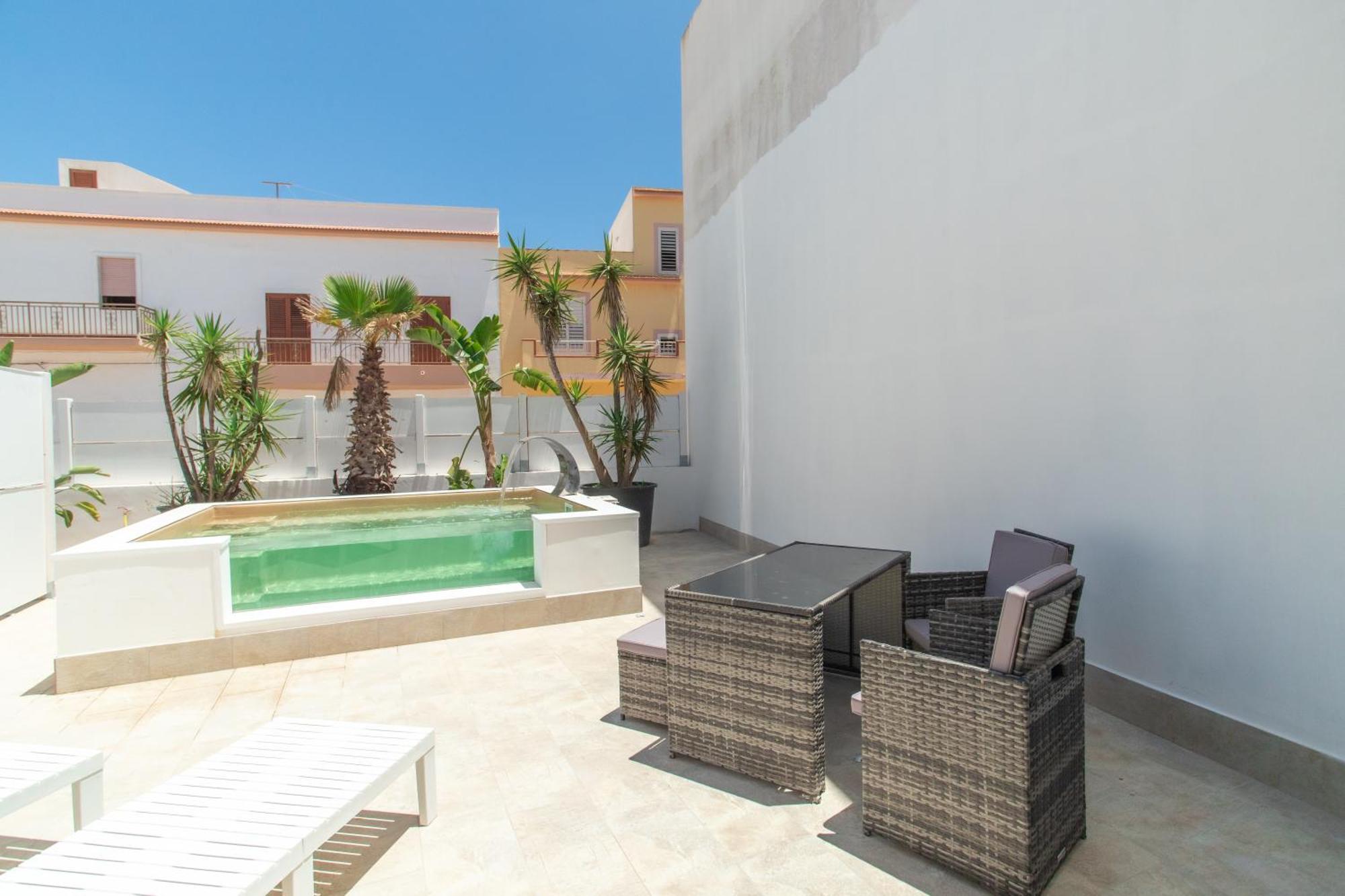 Le Grotte Hotel Lampedusa Buitenkant foto