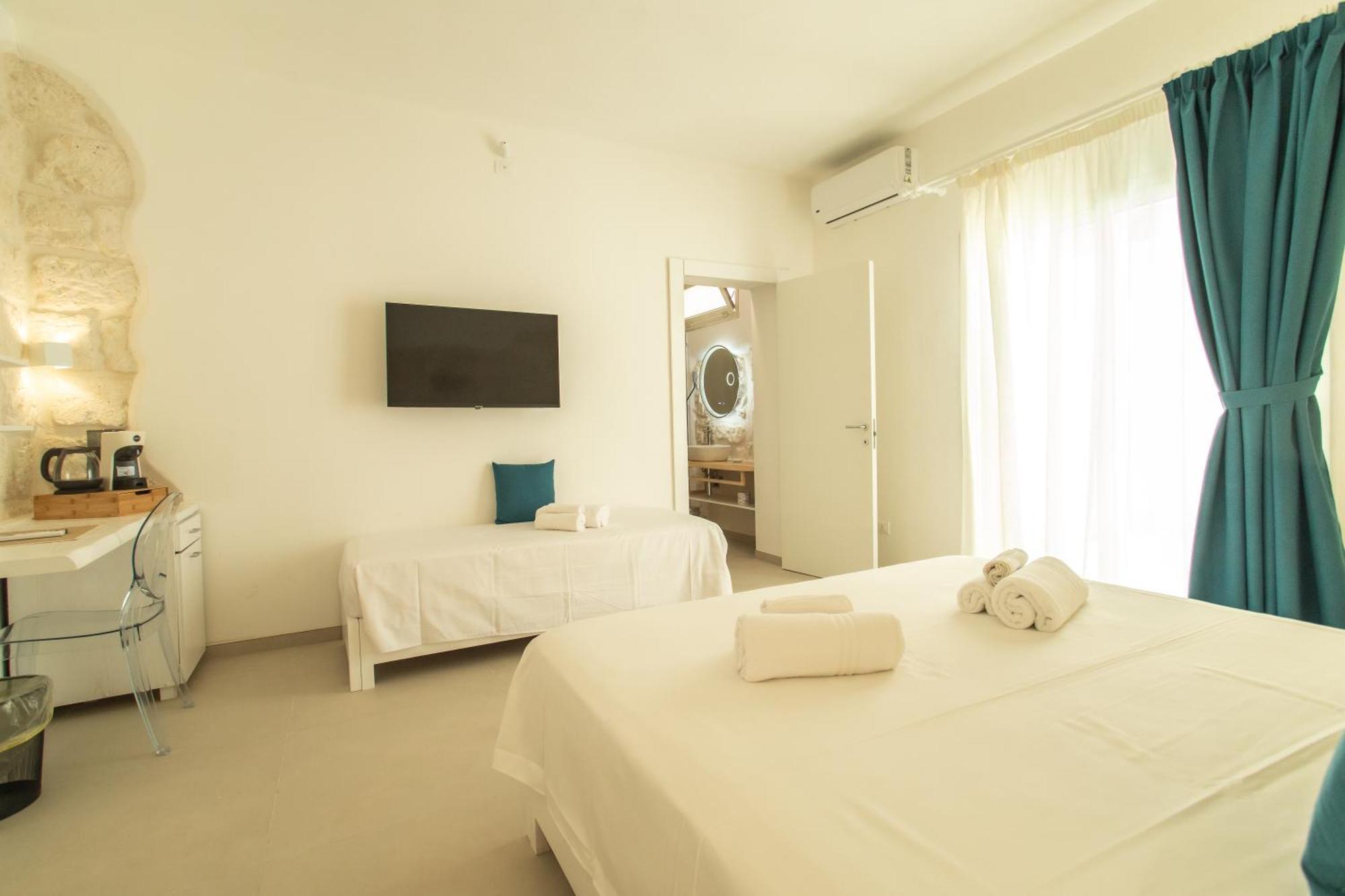 Le Grotte Hotel Lampedusa Buitenkant foto