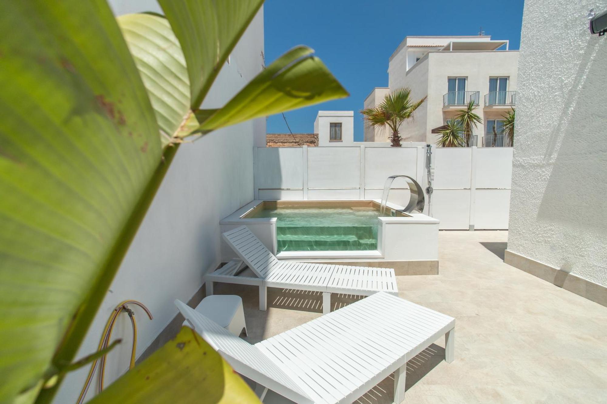 Le Grotte Hotel Lampedusa Buitenkant foto